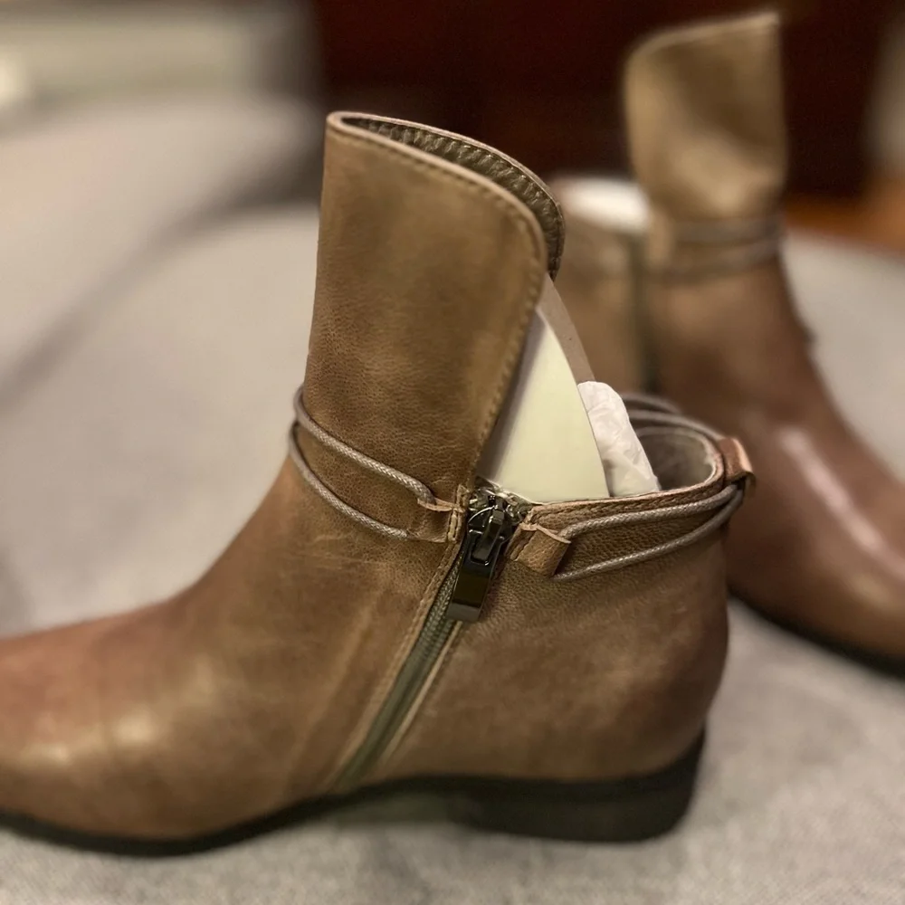 Antelope Taupe Leather Hi Front Tied Ankle Boots - Picture 10 of 13